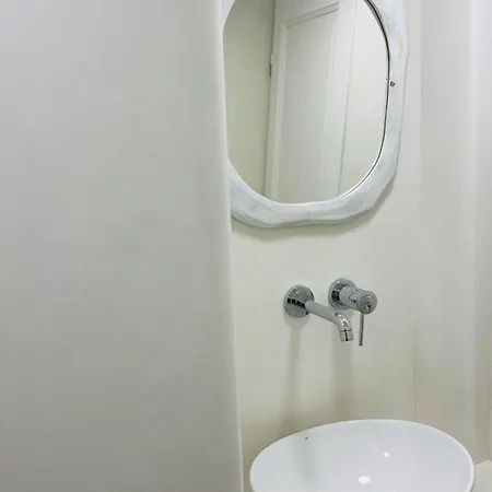 2-bedroom Loft Апартаменты *